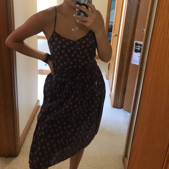 patterned knee length dress - Picture 5 of 5